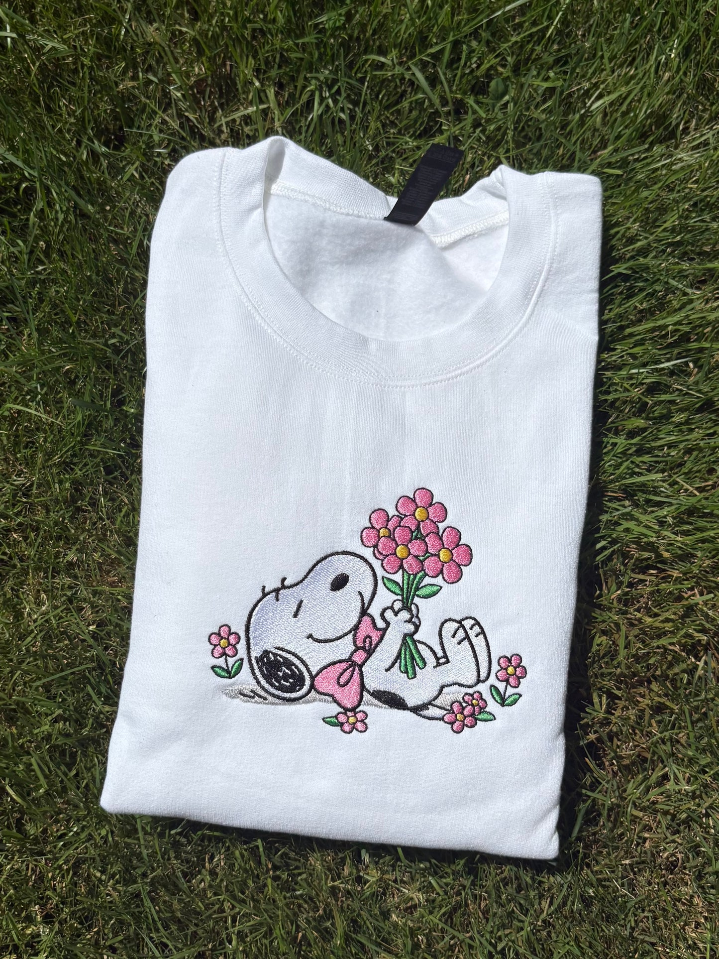 Flower Dog Embroidered Crewneck White